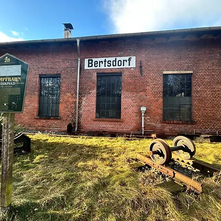 Naturidyll In Seenaehe - Habichtnest * Bertsdorf