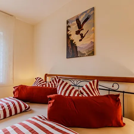 Naturidyll In Seenaehe - Habichtnest Vakantiehuis Bertsdorf